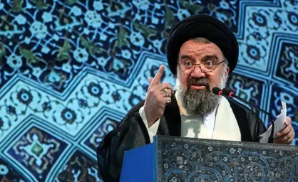 منافقین همان داعشی&lrm;های اول انقلاب هستند / دزدی دریایی انگلیس یادآور انبوه جنایت&lrm;های این روباه پیر است