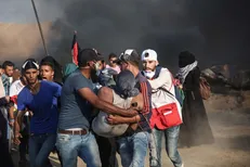 حمله وحشیانه صهیونیست‌ها به تظاهرات هزاران نفری بازگشت در غزه