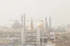 قم در محاصره گرد و غبار+فیلم