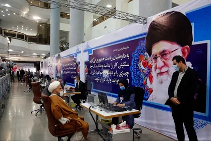 گزارش پایانی خبرنگار خبرگزاری دانشجو از حواشی و اخبار آخرین روز ثبت نام داوطلبین انتخابات ریاست جمهوری