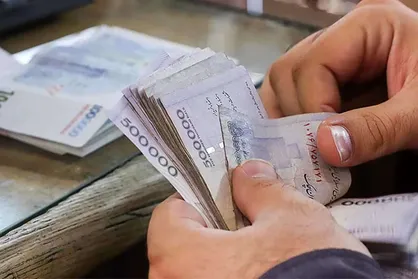 آغاز پرداخت وام معیشتی در کیش/ ۱۲ هزار کیشوند تا پایان سال تسهیلات قرض الحسنه می&zwnj;گیرند