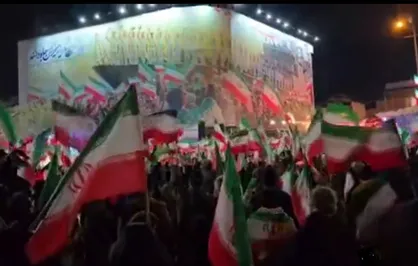 میدان با تو خیابان با ما