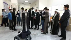 طراحی و ساخت ربات ضدعفونی کننده uv از سوی پژوهشگران دانشگاه جیرفت