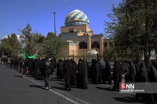 دسته عزاداری روز عاشورا حسینی