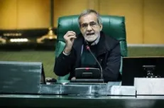 اعتراض نایب رئیس مجلس به حقوق‌های نجومی و استخدام‌های ناعادلانه