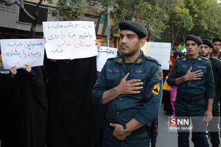 تجمع اعتراض آمیز دانشجویان مشهد به سیاست های وزارت امور خارجه 