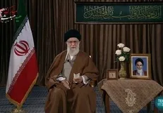 معنای آیه نصب‌شده هنگام سخنرانی رهبر انقلاب چه بود؟