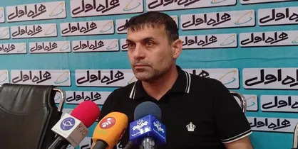 نیمه اول حرفی برای گفتن نداشتیم/ برای تقویت تیم نیاز به یک مهاجم داریم