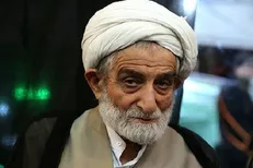 مرحوم آیت الله مهدوی مردم را با حقیقت ارتقا می‌داد
