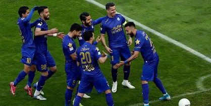 ۴ بازیکن رسما از استقلال جدا شد