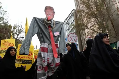ایرانی&zwnj;ها مجدداً احساسات ضد آمریکایی خود را به نمایش گذاشتند