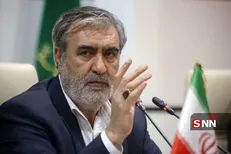 ابراهیم عزیزی: رئیس‌جمهور آمریکا باید نگران امنیت خودش باشد + عکس