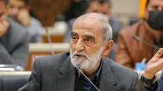 شریعتمداری: مذاکره شتر مجنون است؛ به کوی لیلی نمی‌رود