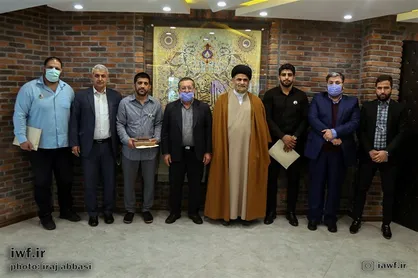 ظهرامروز و با حضور در فدراسیون کشتی پدر شهید عاشوری مهمان فدراسیون کشتی بود