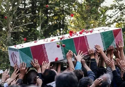 تشییع پیکر سه شهید حوادث خیابان پاسداران در ستاد فرماندهی نیروی انتظامی