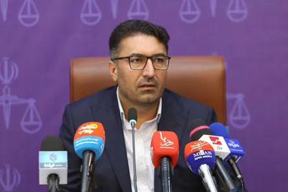 هزینه&zwnj;کرد ۶۰ درصد جریمه&zwnj;های رانندگی خارج از هرمزگان تصرف غیرقانونی است/انتقاد از وضعیت بهداشتی و مبلمان شهری بندرعباس