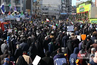 راهپیمایی 22 بهمن در تهران (2)