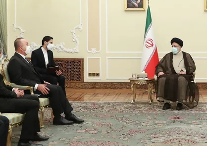 رئیسی: نباید تحرکات بیگانه خدشه&zwnj;ای در روابط ایران با ترکیه و آذربایجان ایجاد کند/ هشدار درباره حضور تروریست&zwnj;ها در منطقه