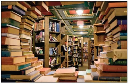 70 درصد فروش کتابفروشی&zwnj;ها کتاب نیست
