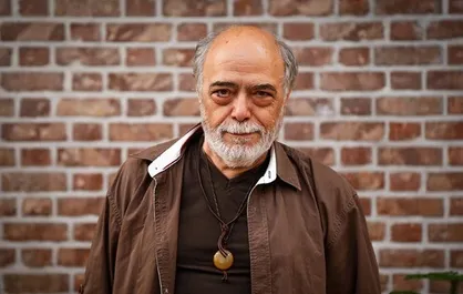 اکبر زنجانپور در بیمارستان بستری شد