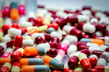 هشدار مصرف خودسرانه آنتی&zwnj;بیوتیک در سرماخوردگی و آنفلوآنزا