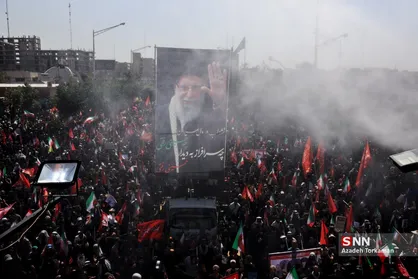 قاب میلیونی تشییع پیکر رهبر شهید انقلاب/ این تشییع نشان داد که عزت دست خداست + فیلم