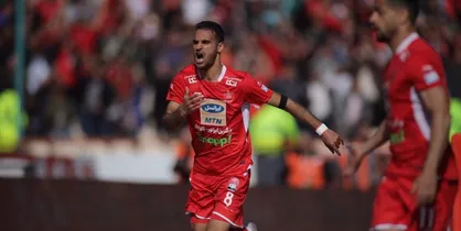 پرسپولیس با عیدی چیپ استقلال برنده دربی شد/ فرار بزرگ شاگردان برانکو به سوی قهرمانی!