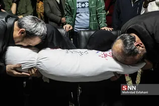 اولین دیدار خانواده شهید جمشید عباسی بعد از سی سال انتظار