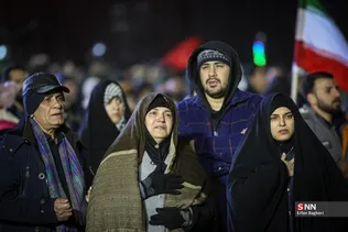 مراسم احیاء شب بیست و سوم ماه رمضان در میدان انقلاب اسلامی تهران