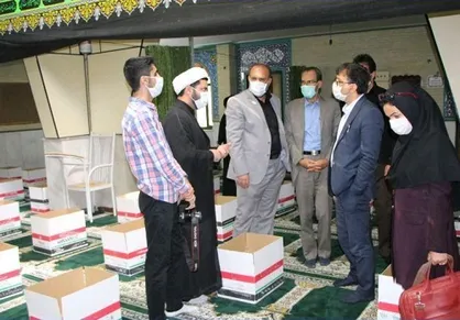دانشگاه علوم پزشکی کردستان ۱۰۰ بسته معیشتی و بهداشتی بین نیازمندان توزیع کرد