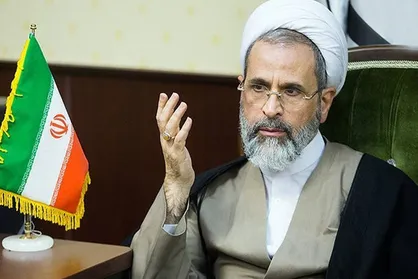 به زیرساخت&zwnj;های اسلامی تحول علوم نرسیده&zwnj;ایم/ باید علوم انسانی را در متن حوزه قرار دهیم