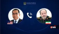 تأکید وزرای دفاع ایران و مالزی بر توسعه همکاری‌های دفاعی و نظامی