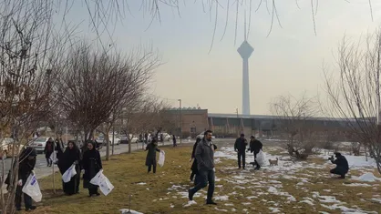 پاکسازی پارک پردیسان در روز دودی تهران/ بیشترین زباله ته سیگار