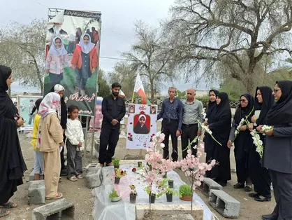 روایتی تلخ از مادران داغدار مینابی که حتی پس از گذشت بیش از ۳۰ روز لحظه&zwnj;ای مزار پاره&zwnj;های تنشان را تنها نمیگذارند + فیلم