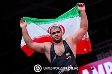 امین میرزازاده برترین فرنگی‌کار سال آسیا شد
