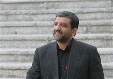 ضرغامی کاندید انتخابات ریاست جمهوری شد / شعار؛ نان، مسکن و آزادی