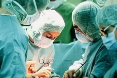 واکنش وزارت بهداشت به حضور عین اللهی در اتاق زایمان
