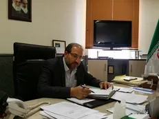 دانشگاه آزاد پایان‌نامه‌ها را به سمت حل مشکلات اقتصاد هدایت می‌کند