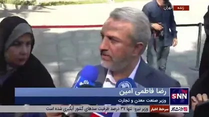 فاطمی امین: نرخ بیکاری در تابستان امسال 8.9 درصد بوده در حالی که تابستان سال گذشته 9.6 درصد بوده است / وزارتخانه ها باید دانش بنیان شوند