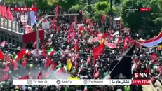 ببینید/ورود کاروان حامل پیکر رهبر شهید به مسیر تشییع