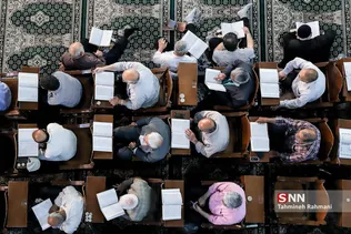 جزء خوانی قرآن کریم در حرم حضرت عبدالعظیم(ع)