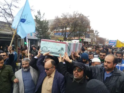 ۲ شهید گمنام در دانشگاه آزاد قوچان تشییع شدند/ حضوری از جنس ایمان