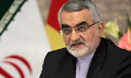 بروجردی: ارزش شوی سیاسی آمریکا در حد دلقک بازی&zwnj;های ترامپ است / روحانی باید بشدت متعرض می&zwnj;شد
