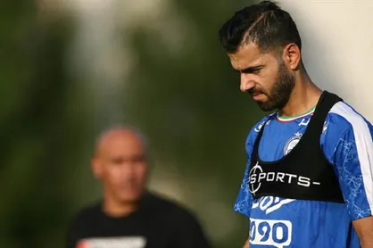 کاش استقلال از نقل و انتقالات محروم بود!/ مگر ما مرده بودیم که سوپرجام را به پرسپولیس هدیه دادند