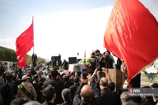 تشییع پیکر شهید مدافع حرم «رضا فرزانه»