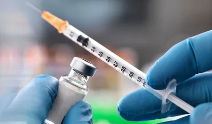 واکسن mRNA ایرانی در آستانه ورود به فاز بالینی/ مجوز فاز ۳ واکسن نورا به عنوان دوز تقویتی