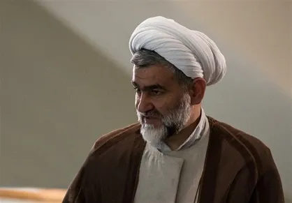 &laquo;تقصیر تحریم است؟&raquo; / جلوی مفسدان اقتصادی را بگیریم مشکلات اقتصادی حل می&lrm;شود