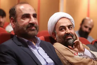 محمدرضا زائری در مراسم رونمایی از کتاب همسایه سدر و همسفر رود