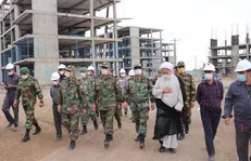 بازدید امیر حیدری از یگان‌های نزاجا در کرمان