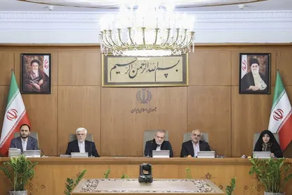 تجلیل پزشکیان از قهرمانان و مدال&zwnj;آواران کشور در مسابقات المپیک